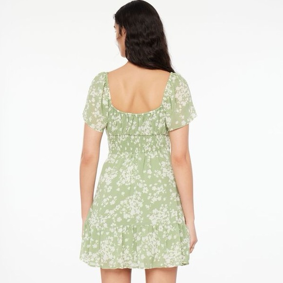 Dynamite Eliana Flare Mini Dress in Green - Picture 2 of 9
